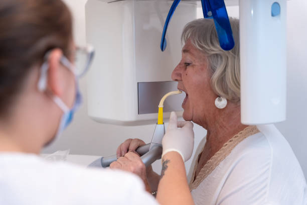 Best Emergency Gum Treatment in Covgton, IN